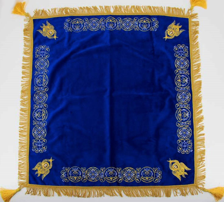 Cape "Kolo" with simple fringe