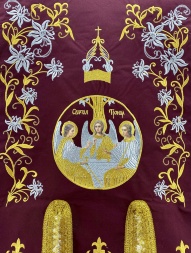 Children’s Processional Banners (Pairs) (Double-Sided Embroidery)