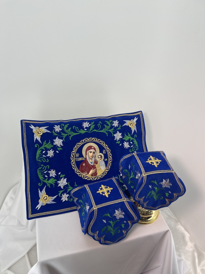 Covers and Aër, embroidered on velvet, embroidery "Lilies"