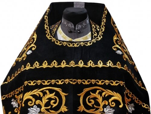 Priest Vestments, Embroidered Velvet, Embroidered Center, with Embroidered Galloon