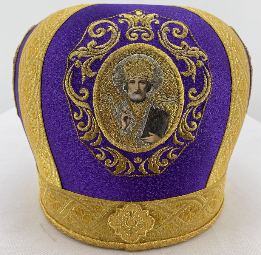 Mitre "Galun" brocade