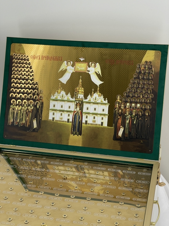 Reliquary for 88 capsules 45×65 cm (height 11 cm)