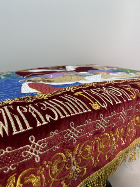 Burial Shroud of the Savior with Attendants