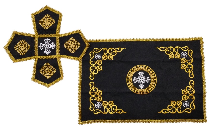 Covers and Aër with Embroidery "Circle" 47×70, with Sewn Galloon