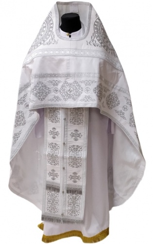 Priest Vestment Embroidered on Gabardine, Embroidery "Kolo" with Sewn-On Galloon
