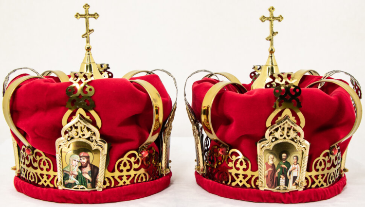 Wedding Crowns (pair) Ø20cm height 25cm
