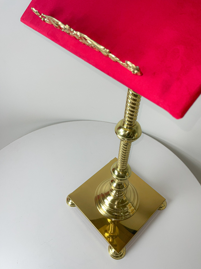 Analoy Lectern, 44x44, (Height 130-104 cm)