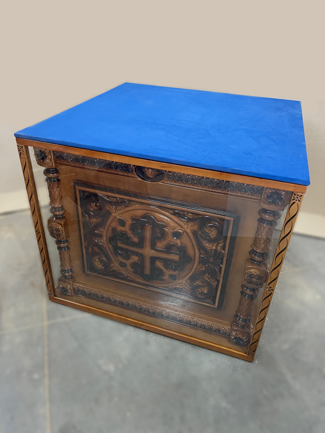 Wooden Altar Table, inner 100x100x100 cm, outer 120x120x120 cm