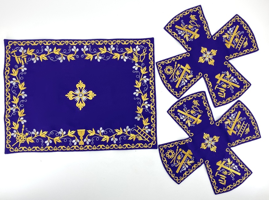Veil Covers and Aër with Embroidery "Grapes", with Embroidered Galloon