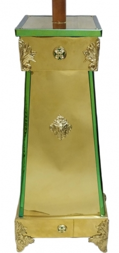 Stand 35×35cm base 24×24cm top (height 84cm)