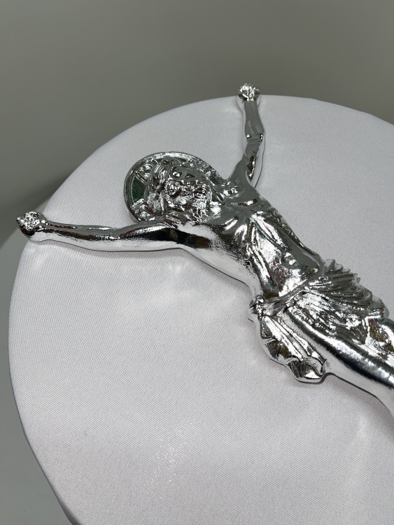 Crucifix of Jesus Christ (aluminum-plated, silver-colored) 1.4kg 38×24