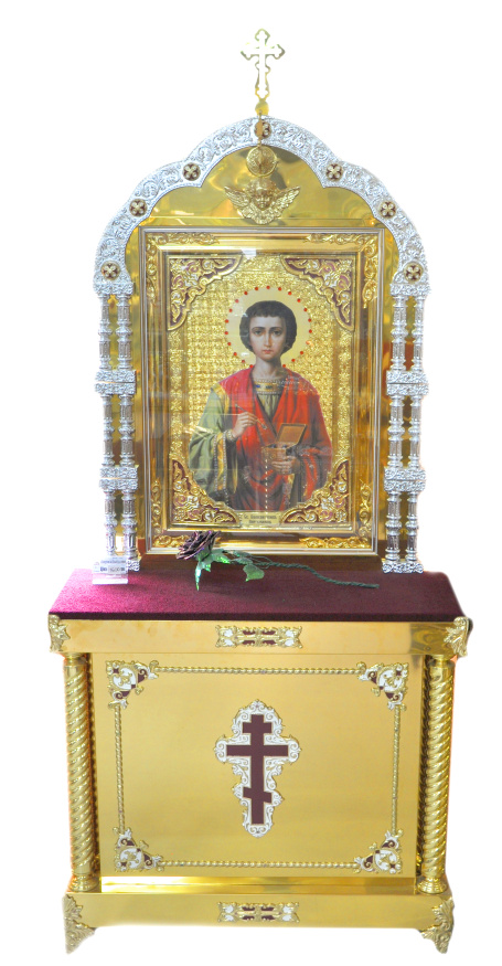 Icon Case with 3 Columns and Icon of Great Martyr Panteleimon