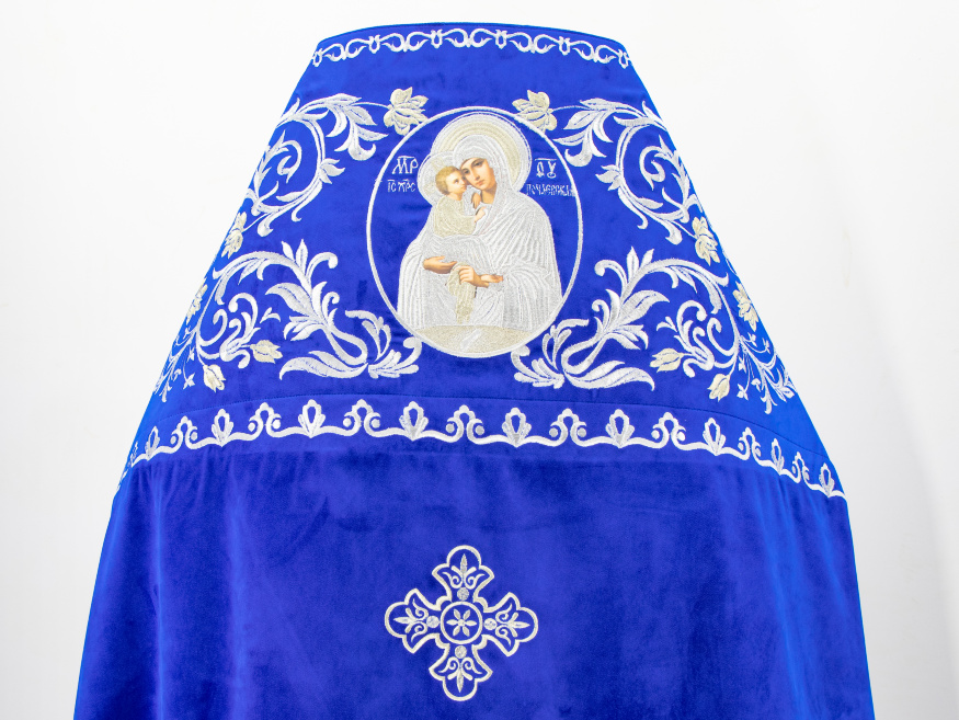 Priest's vestments, embroidered on velvet, embroidery "Rose" with embroidered galloon