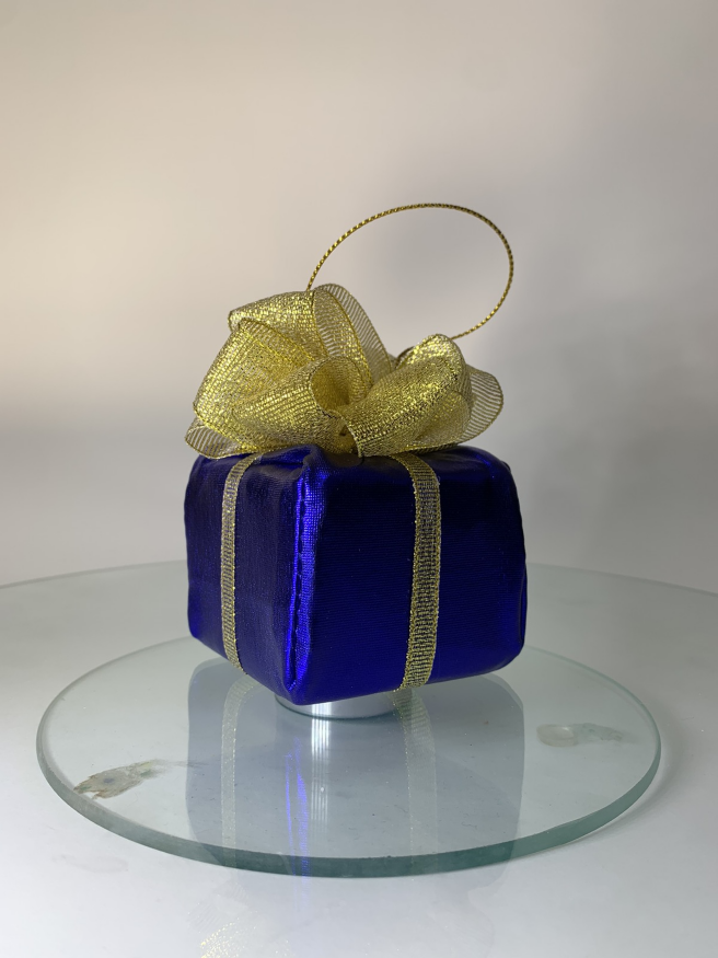 Christmas Tree Ornament "Gift Box"