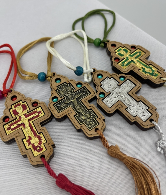 Pendant "Cross in Wood"