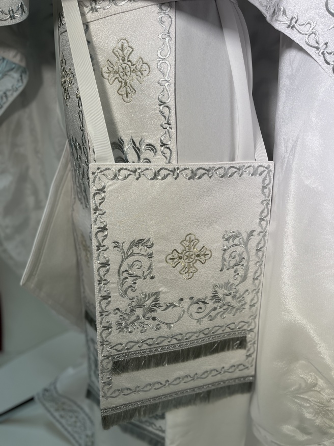 Priest Vestments, Embroidered on Brocade, Embroidered Center, with Embroidered Galloon