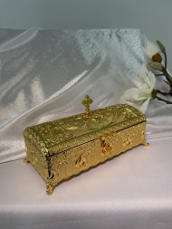 Reliquary for 4 capsules, (china under gold)