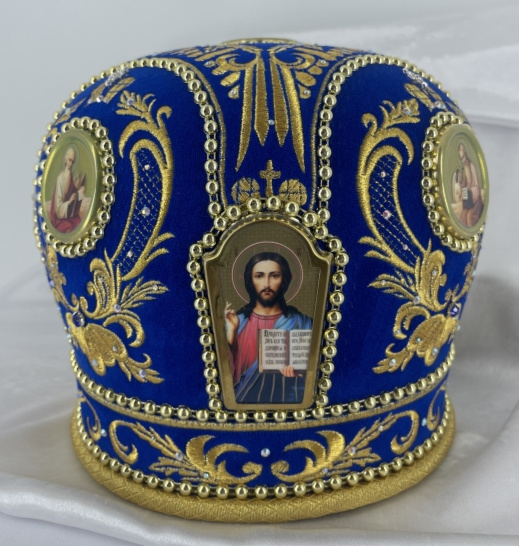 Mitra „Coroană”