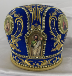 Mitra „Coroană”