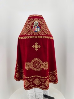 Veșmânt preoțesc brodat pe catifea, broderie „Cerc” cu galon brodat