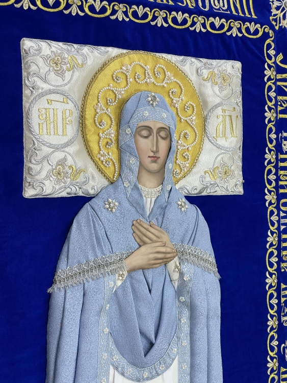 Epitaf al Maicii Domnului pe catifea 165×100cm (broderie ornament, mijloc brodat și cusut manual)