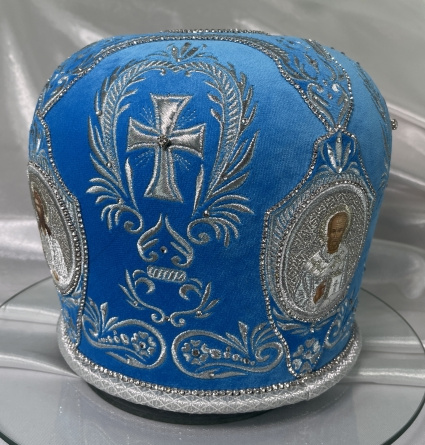 Mitră „Crucea în coroană”