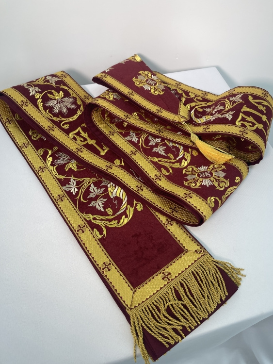 Orar brodat, cu galon aplicat, broderie frunză