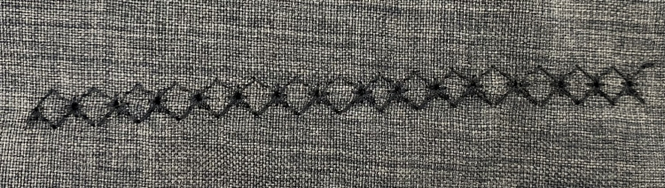 Podrâsnic cu broderie, pentru îmbrăcăminte, țesătură gabardin