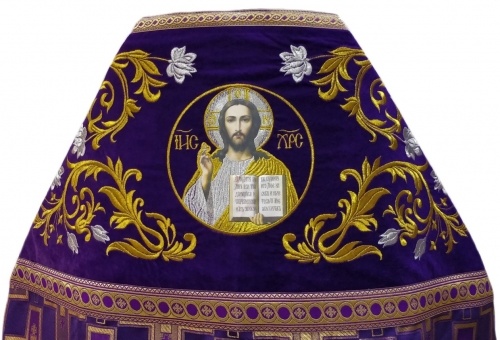 Veșmânt preoțesc combinat din brocart „Crucea Patriarhală”, cu epitrahil brodat, broderie „Trandafir”