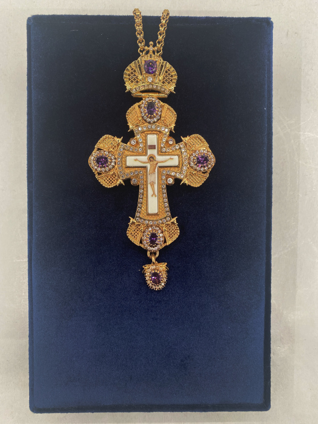 Cruce pectorală 14,5×7,5cm (aur)