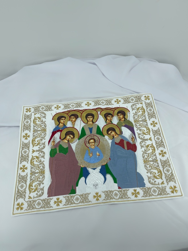 Vesminte preotesti combinate brodate pe catifea, cu icoane brodate, broderie „Nașterea Domnului”