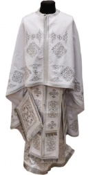 Veșmânt preoțesc croială grecească, brodat pe gabardin, broderie „Cerc” cu galon aplicat
