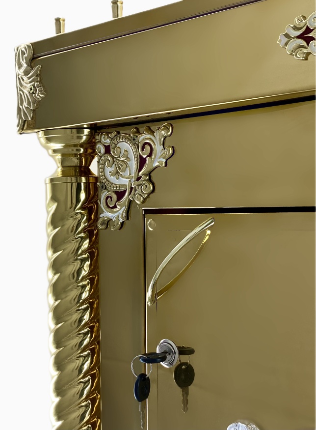 Masa de pomenire cu icoana Mântuitorului