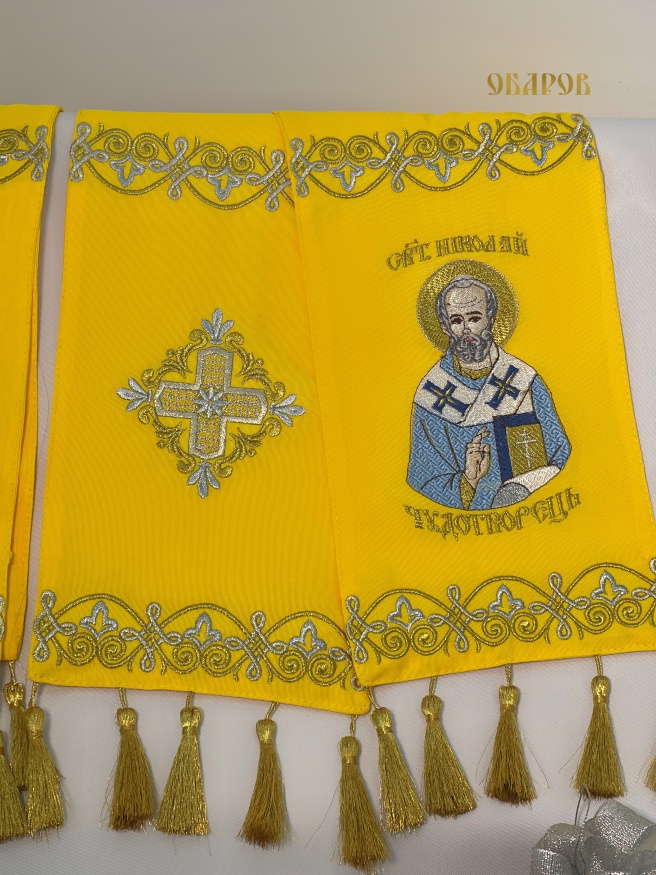 Semn de carte cu chip brodat al Sfântului Nicolae Făcătorul de Minuni