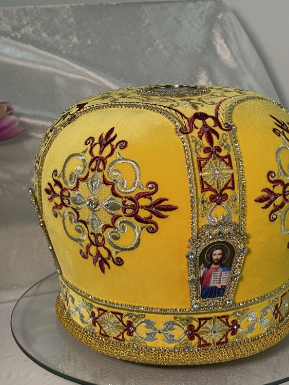 Mitra „Arhierească”