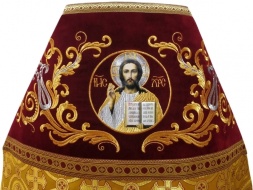 Veșmânt preoțesc combinat din brocart, cu epitrahil brodat, broderie "Broderie Nouă"