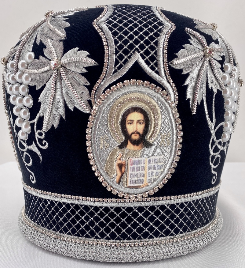 Mitra „Strugure”