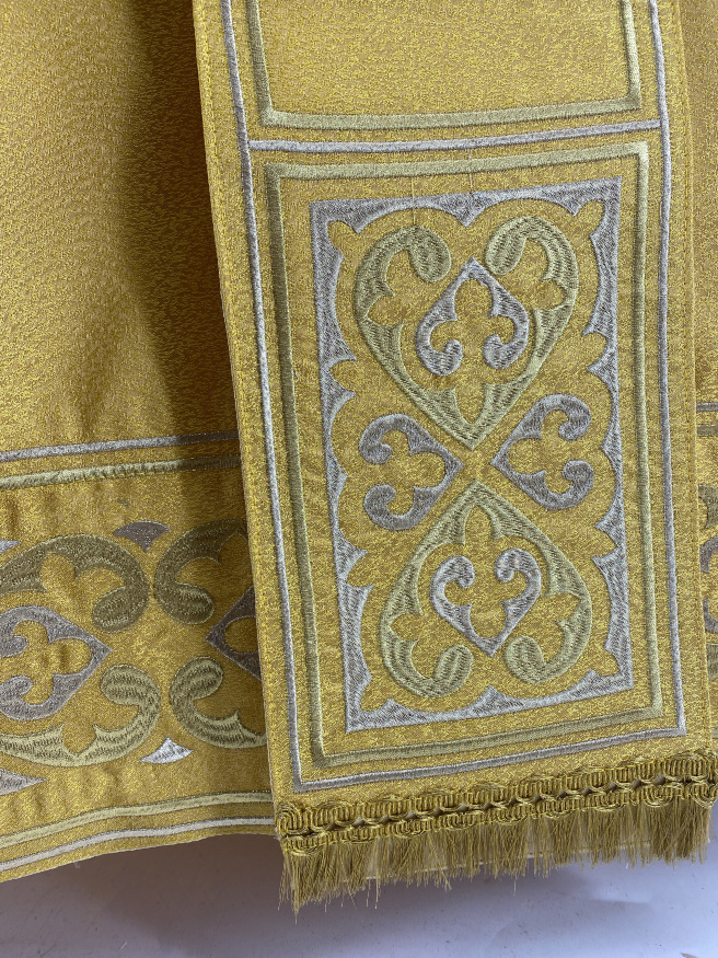 Stihar diaconesc, broderie „Inimi”