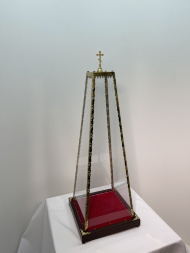 Capac pentru Chivot 35×15 h=70 cu ușă, din sticlă organică cu elemente din bulat tăiate cu laser și cu cruce turnată