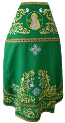 Veșminte preoțești brodate pe gabardină, broderie „Trandafir” cu galon cusut