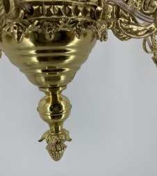 Panikadilo cu 6 lumânări mic, coroană poloneză, cruce radiantă, lanț din alamă cu 4 verigi, lungime 86cm, lățime 65cm (farfurie 15cm)