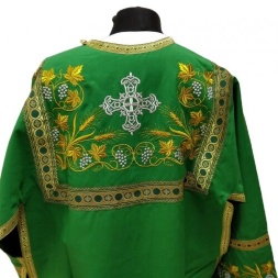 Stihar brodat pe gabardin