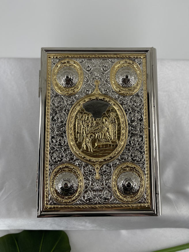 Evanghelie de altar, în limba ucraineană 32х23х8