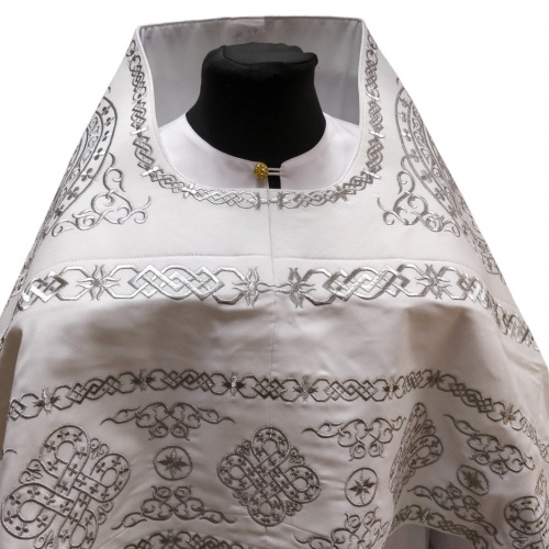 Veșminte preoțești brodate pe gabardină, broderie „Cerc” cu galon brodat