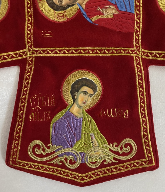 Vesminte preoțești combinate brodate pe catifea, cu icoane brodate, broderie „Pascală”