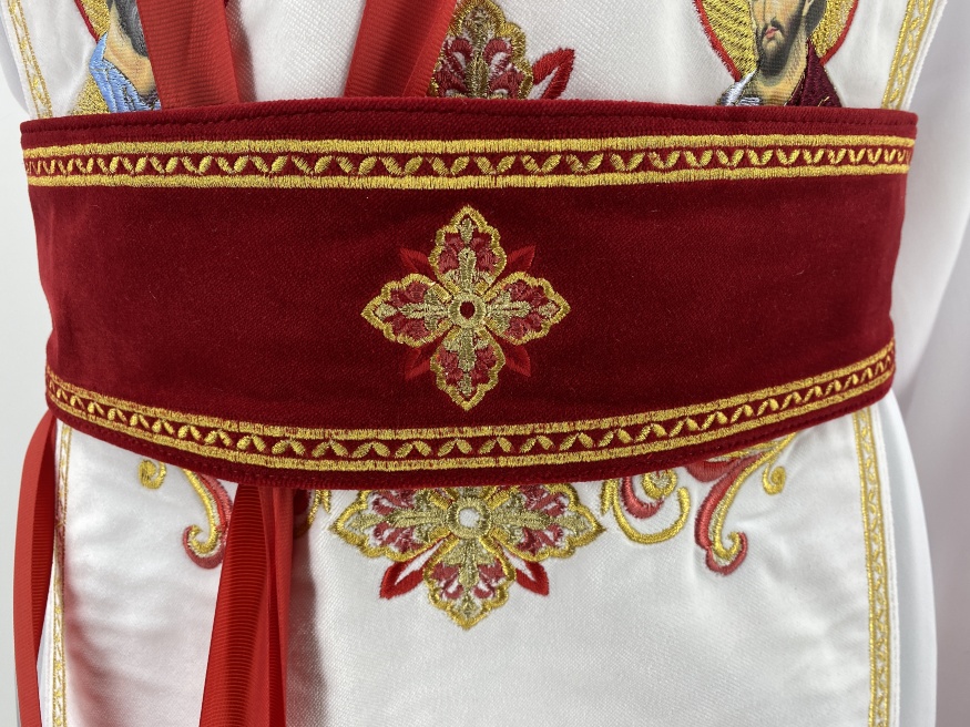 Vesminte preoțești combinate brodate pe catifea, cu icoane brodate, broderie „Pascală”