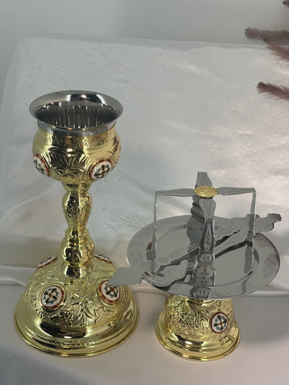 Potir-cupă cu accesorii (1343)