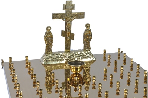 Capac de panahidă cu suport înălțat