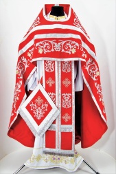 Vesmânt liturgic preotesc brodat pe gabardină, broderie „Trandafir” cu galon aplicat