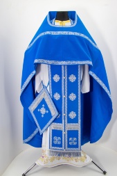 Veșminte preoțești brodate pe gabardină, broderie "Meandru" cu galon brodat